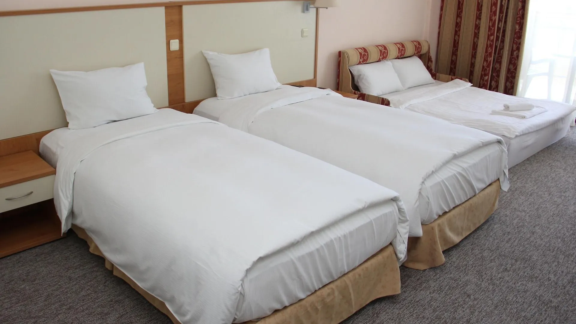 Apollo Spa Resort - Ultra All-Inclusive , Pools & Free Beach, Individual Ac In Every Room Golden Sands Hotell