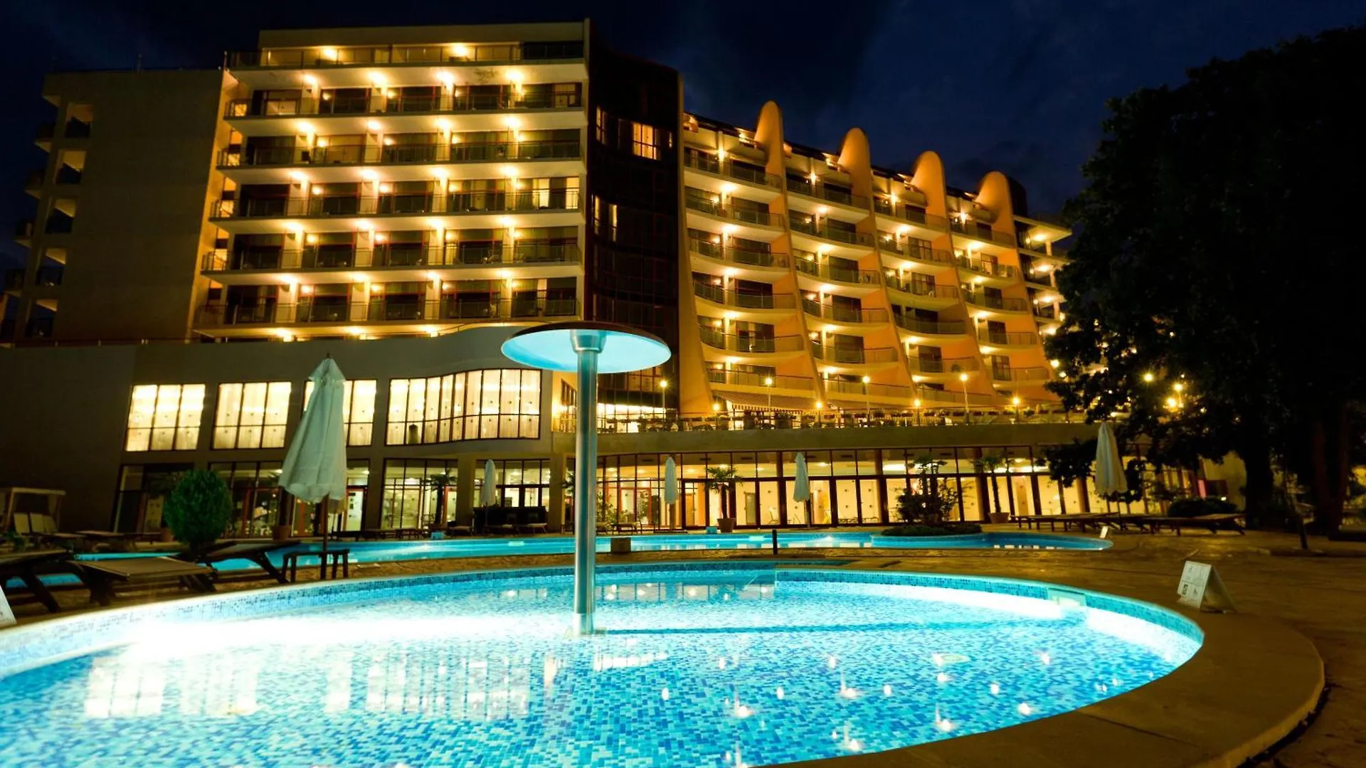 Apollo Spa Resort - Ultra All-Inclusive , Pools & Free Beach, Individual Ac In Every Room Goldstrand 4*,